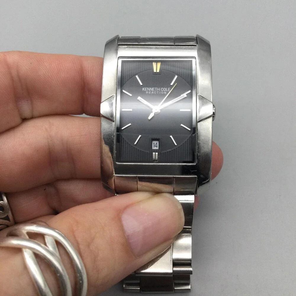 Kenneth Cole Reaction Mens Watch 30mm Gray Dial Stainless Date New Battery 7